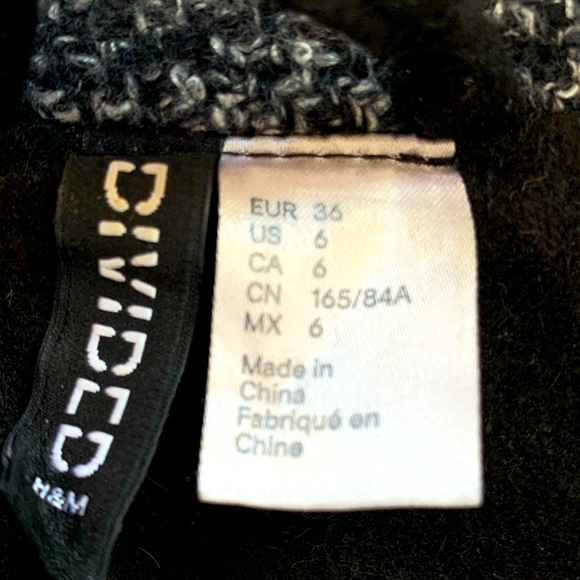 H&M Coat - Picture 4 of 4